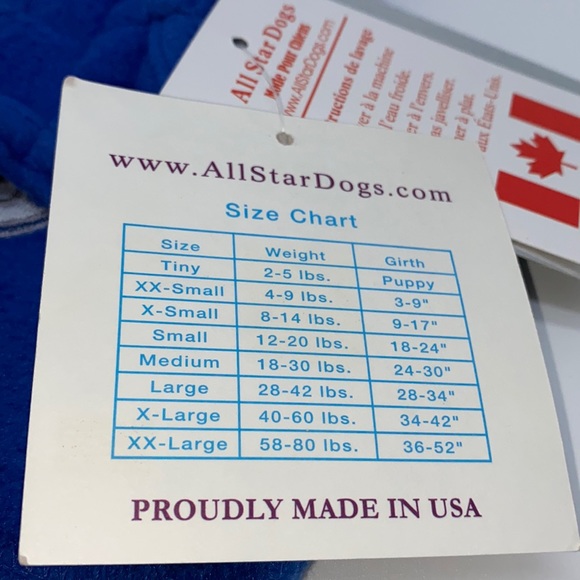 NHL Vancouver Canucks Hockey Team Dog Fleece Hoodie Sweater Size Tiny 2-5 lbs - Picture 5 of 13